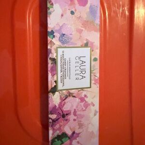 Laura Geller Floral Eyeshadow Palette - candy cravings